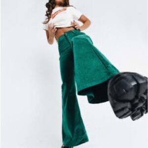 Princess Polly Green Nadia Flare Leg Corduroy SZ 4